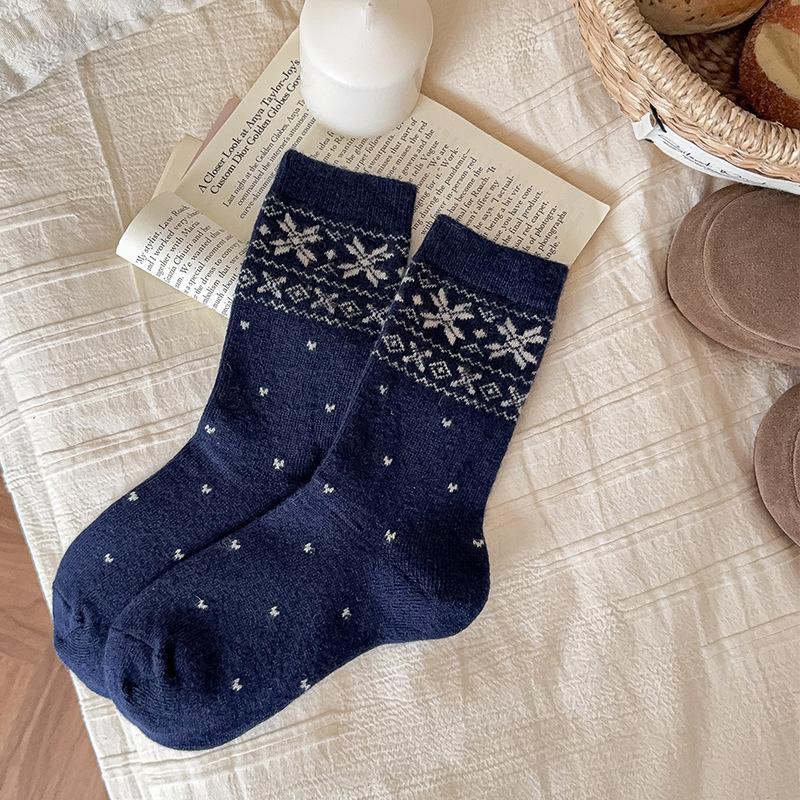 Wind Wool Socks Mid-Leg Socks Thickened And Warm Small Love Long Socks