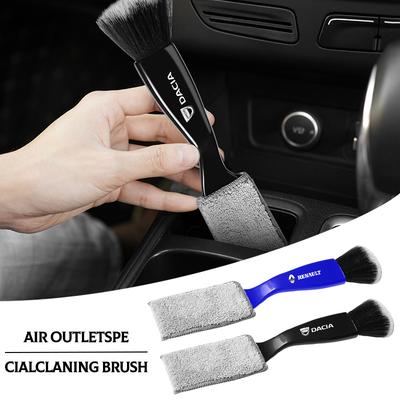 Cura dell'auto – Pennelli, stracci e spugne