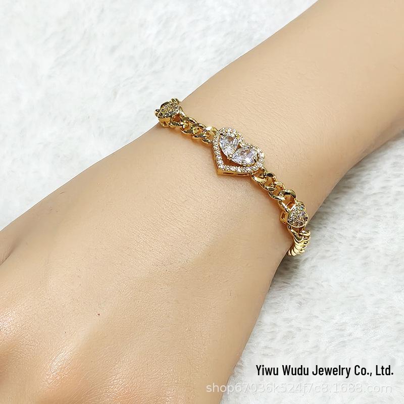 Copper-Plated Gold Cuban Bracelet with Diamond-Inlaid Love Heart - Luxurious, Elegant, Versatile Women s Jewelry шампанского/золотой
