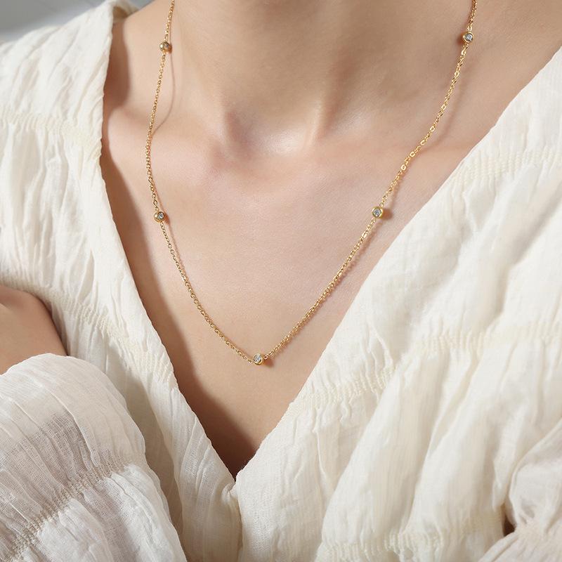 French Retro Rhinestone Beaded Chain Titanium Gold Necklace for Women - Chic & Versatile