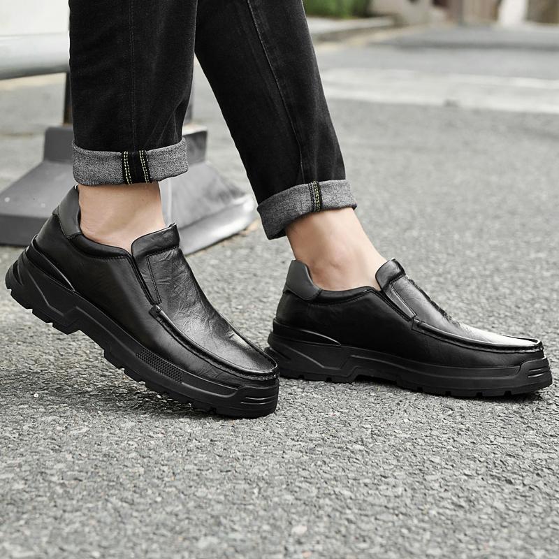 Fashion Luxury Brand Fashion Loafers Men Slip-on Genuine Leather Dress Flats Business Leather Shoes Flat Shoes Breathable Casual Shoes