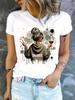 Mädchen mit messy Dutt Sonnenbrille Weinglas T-Shirt