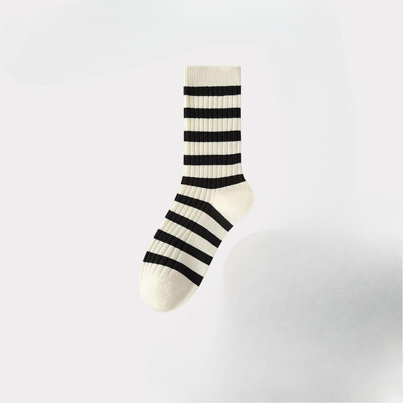 Women's Autumn and Winter Black and White Striped Anti-odor Mid-calf Socks, High Calf Socks, Sports Long Calf Socks