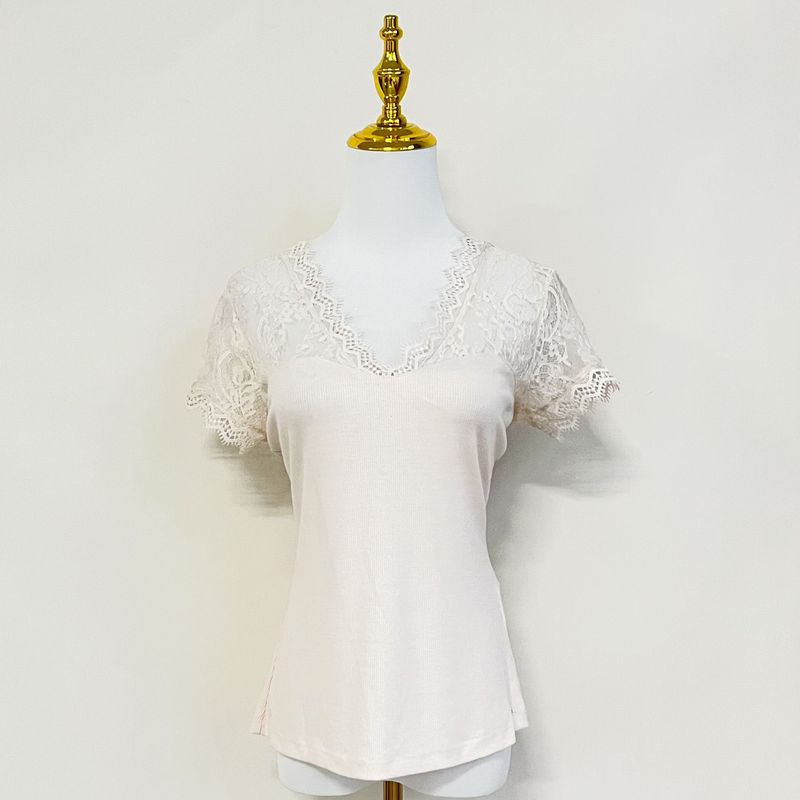 

Женская футболка в французском стиле с V-образным вырезом, кружевной вставкой, короткими рукавами, модная стильная однотонная маленькая рубашка с кружевом, нижнее белье, верхняя одежда, топы Apricot (slight flaw) XS code