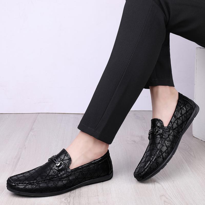 FashionNew High Quality Men Shoes Business  Casual Flats Shoes Slip-on Fashion Trends Comfy Soft Leather Lightweight Driving Shoes Men