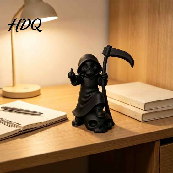 Niche PLA Model 3D Printed Cute Grim Reaper Figurine Skeleton Little Statue with Small Desktop Decoration Scythe & Skull Base Funny Gothic Halloween