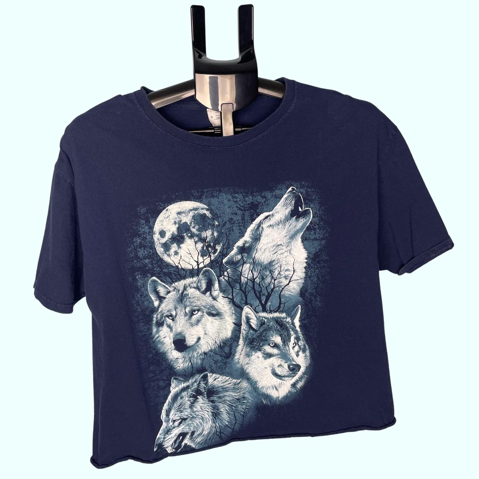 

Fruit Of The Loom Blue Wolf Graphic Crop Top Tee Raw Hem Womens Large Soft Cotto L