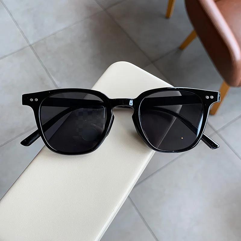 Vintage Square Sunglasses Retro Oversized Sunglasses Women's Fashion Men Shades Sun Glasses UV400 Eyewear