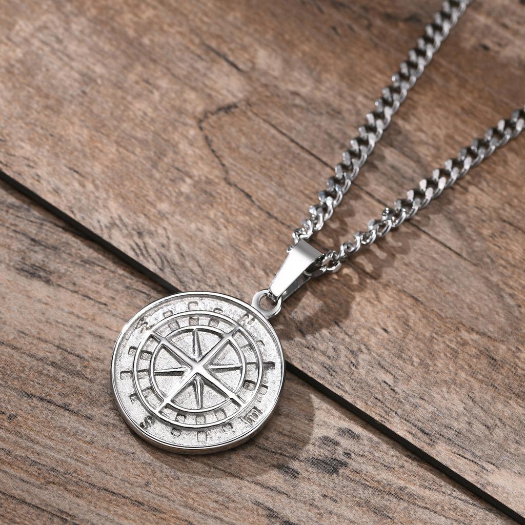 Vnox Vintage Compass Necklace for Men Stainless Steel Star Pendant Viking Sailing Jewelry Gift