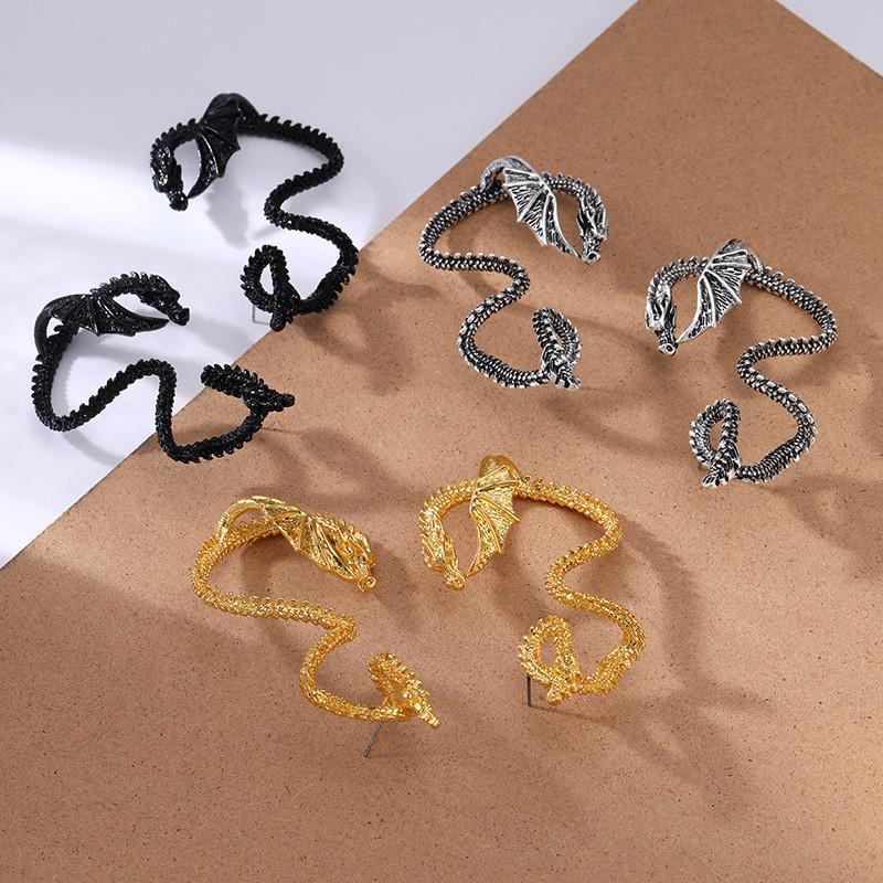 Retro Punk Gothic Flying Dragon Ear Studs for Men Women Exaggerated Style Earrings Jewelry
