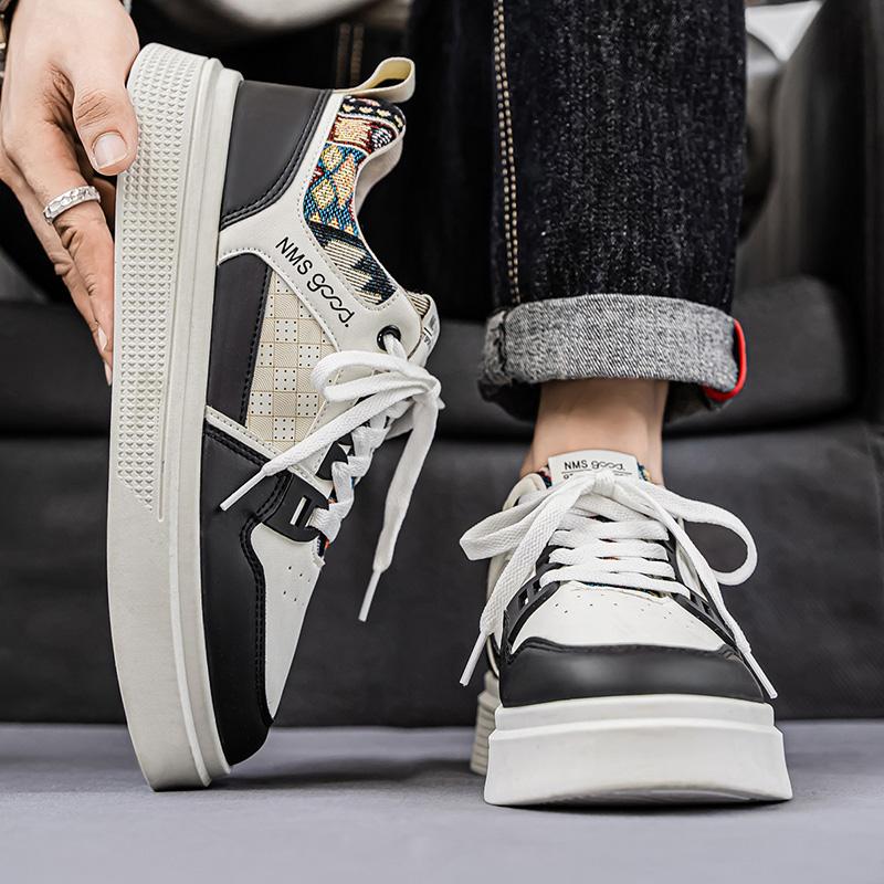 2026 Trendy Fashion Sports Leisure Breathable Thick Bottom Breathable Versatile White Shoes Quality Men's Board Shoes