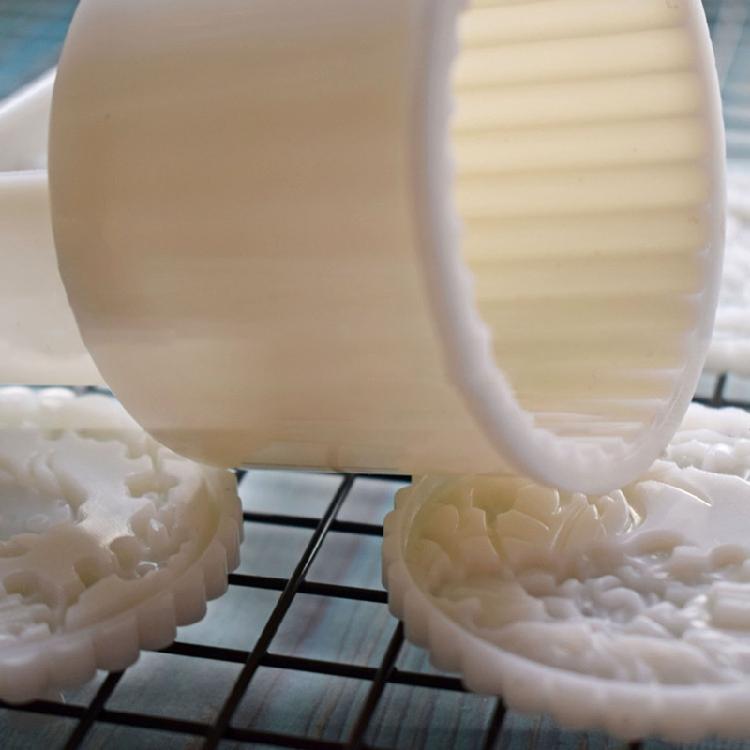 Chinese Traditional Mid-Autumn Mooncake Mold Set 4Pcs Different Round  Flower Patterns for Mooncake Biscuit Stamping