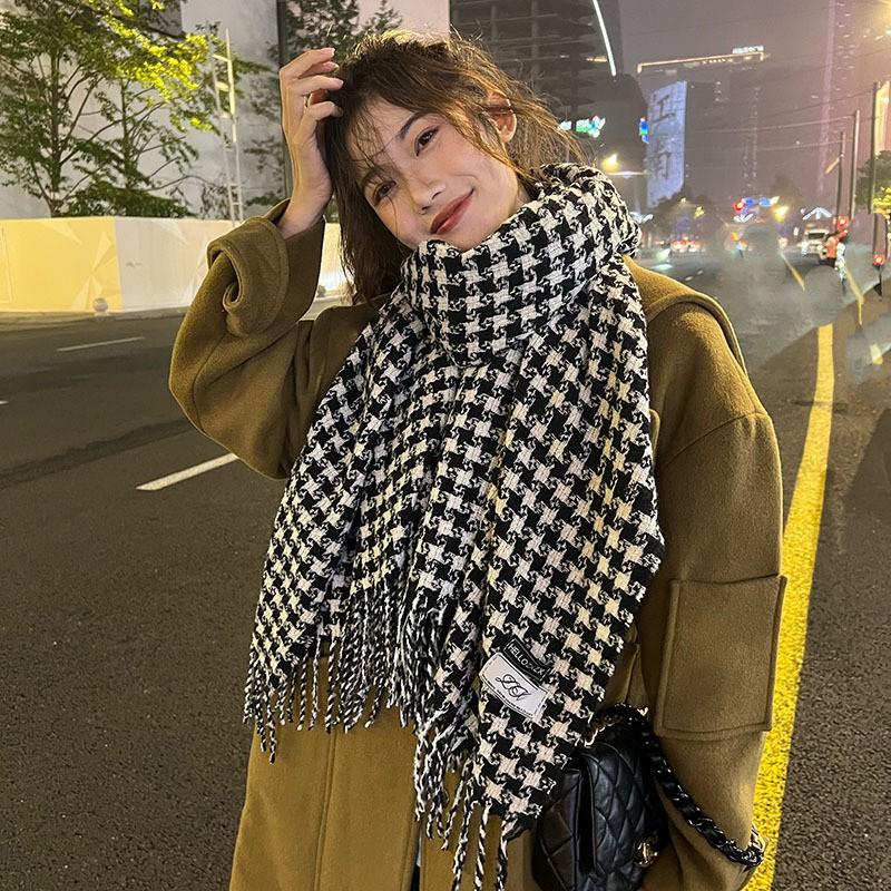 Womens Oversized Plaid Scarf Winter Warm Knit Shawl Students Couples Casual Layering Accessory