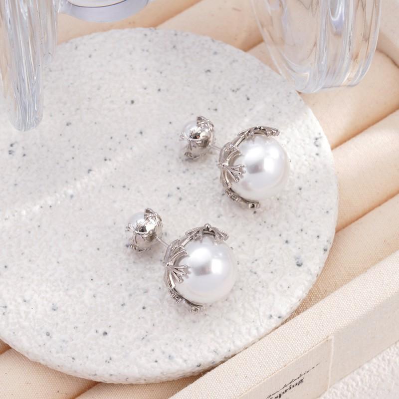 Elegant Pearl Stud Earrings With Floral Edge Detail Double-Sided Wearing Gold White Post Lightweight Luxury White Gold