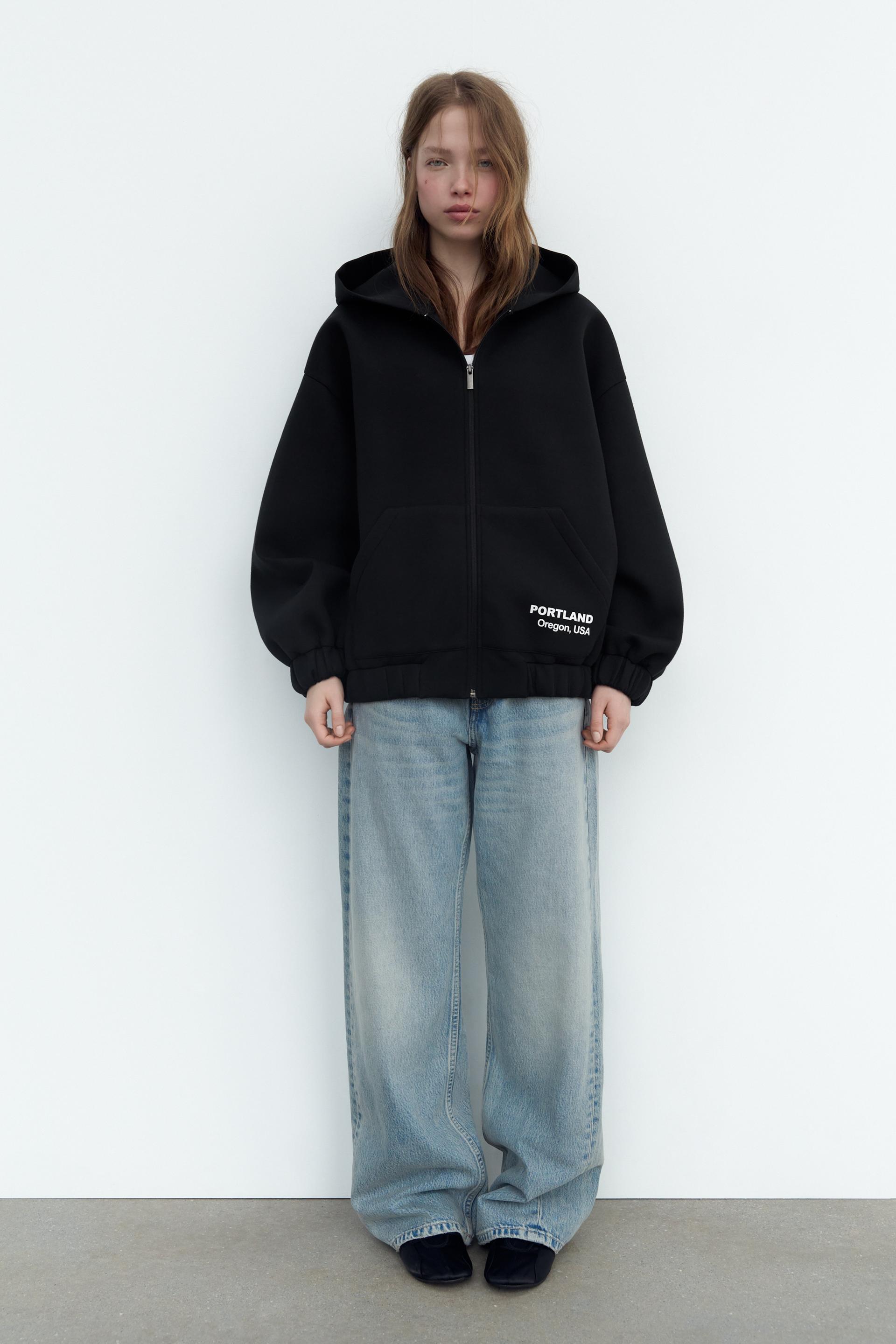 

МЯГКИЙ БОДИ С ВЫРЕЗАМИ