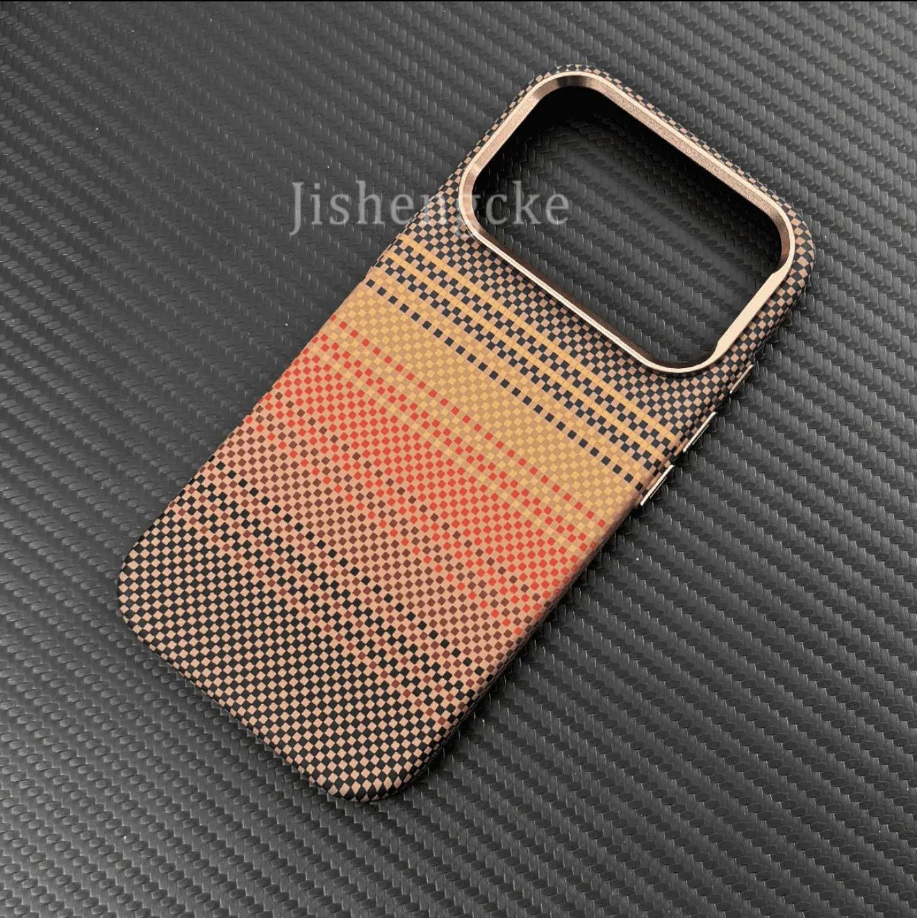 

Новый кевларовый чехол Mountain and River с магнитной защелкой подходит для iPhone17PROMAX, ощущение кожи, чехол для мобильного телефона, Apple 16, премиальное ощущение iPhone 17