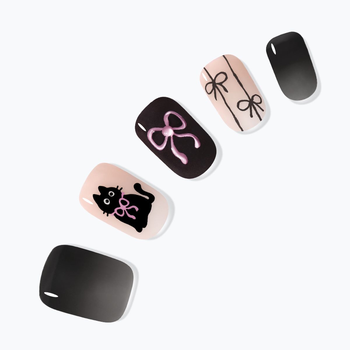 Dashing Diva Magic Press Black Mio (Regular Round) Nail Tips