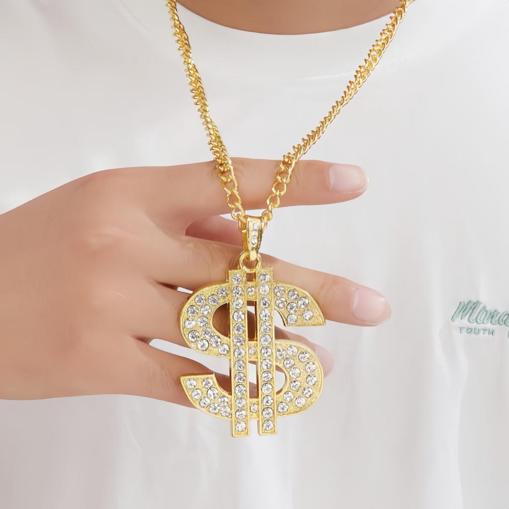 The 2025 new 2PCS hip-hop style declaration card Spades heart necklace is suitable for both men and women to wear. It is a penda