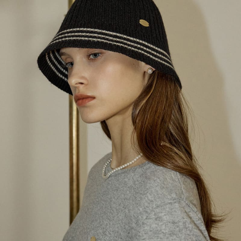 NONLOCAL Three Stripe Knit Bucket Hat - Black