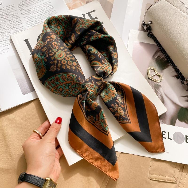 Zhang Ruonan silk scarf women's spring and summer new fashion retro accessories scarf neck high-end small square scarf
