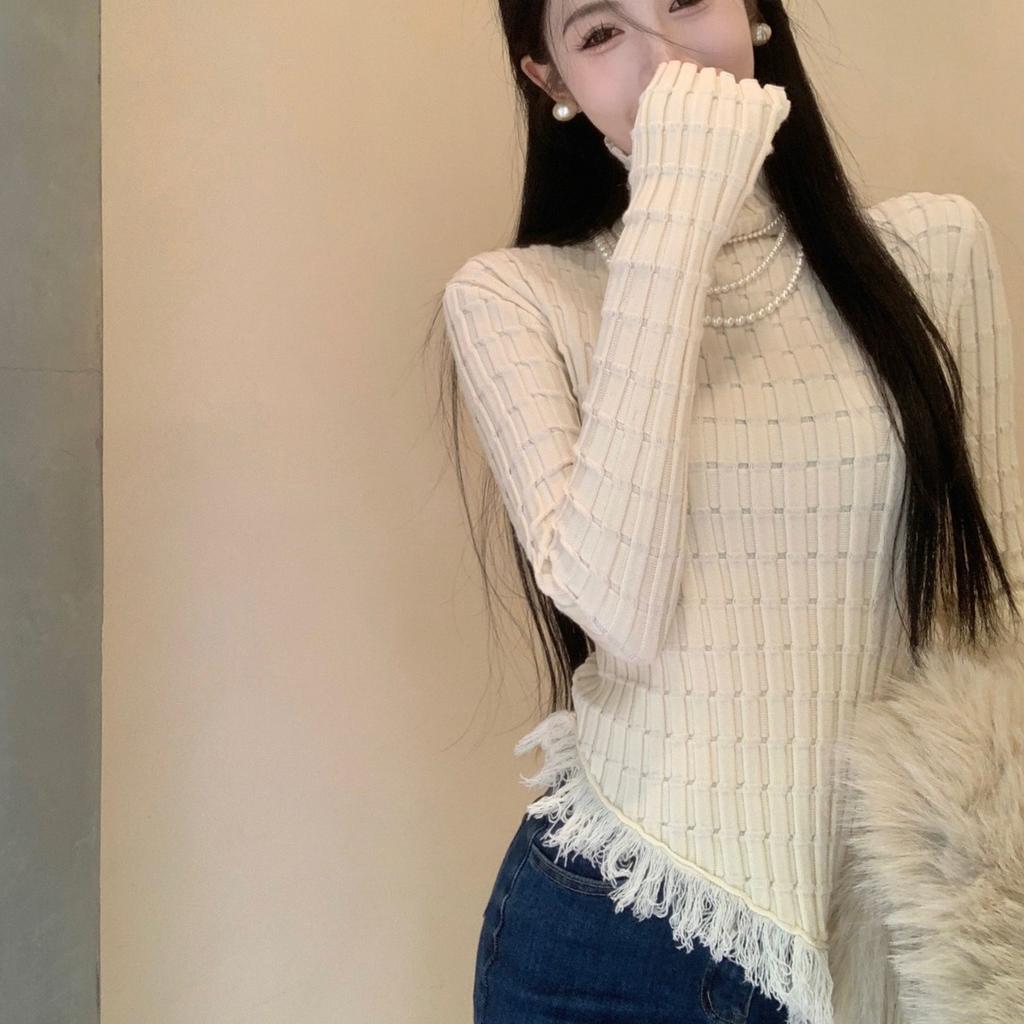 Tassel knitted bottoming shirt for women's autumn and winter, unique and chic design sense, niche inner turtleneck sweater, high-end top