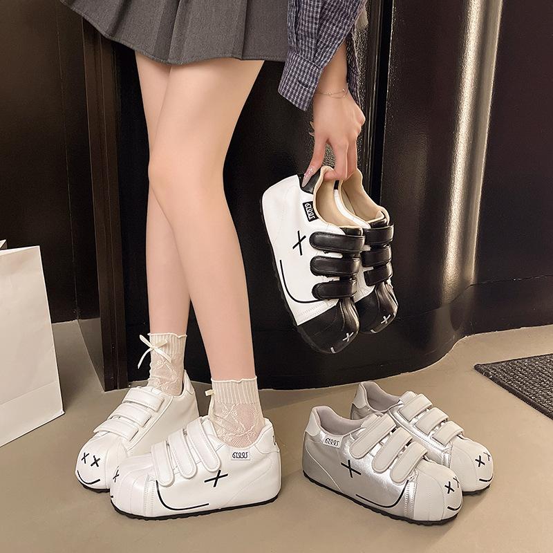 Ugly cute big head inner height increase bread shoes women's 2025 new Velcro versatile sports little white shoes casual board shoes