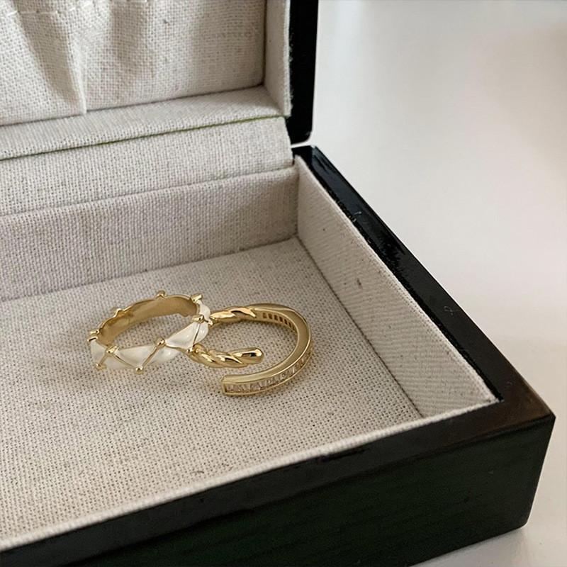 Elegant Adjustable Copper Ring For Women Featuring Unique Geometric Design And Shimmering Rhinestones