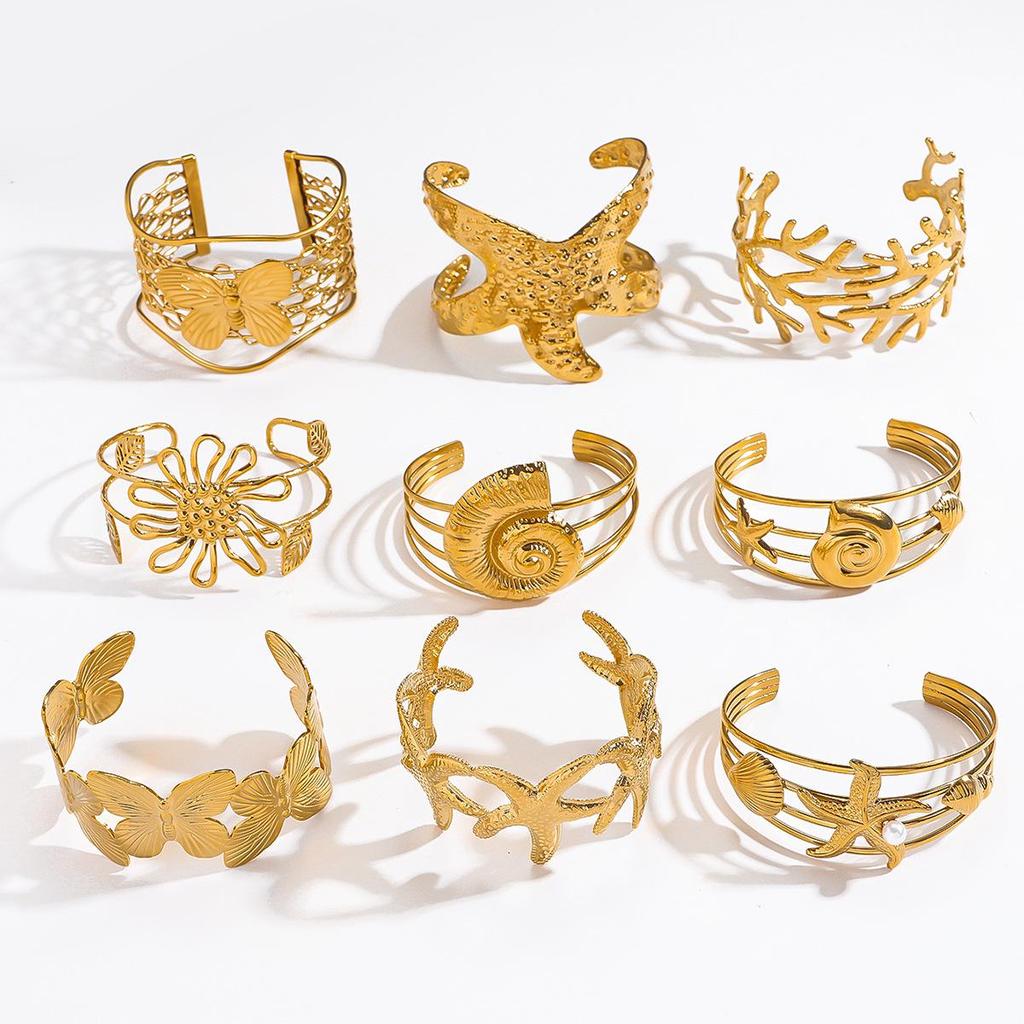 European & American Ocean Style Stainless Steel Bracelet with Starfish, Seashell, Coral Flowers, and Natural Stone Bangle Hand Jewelry.