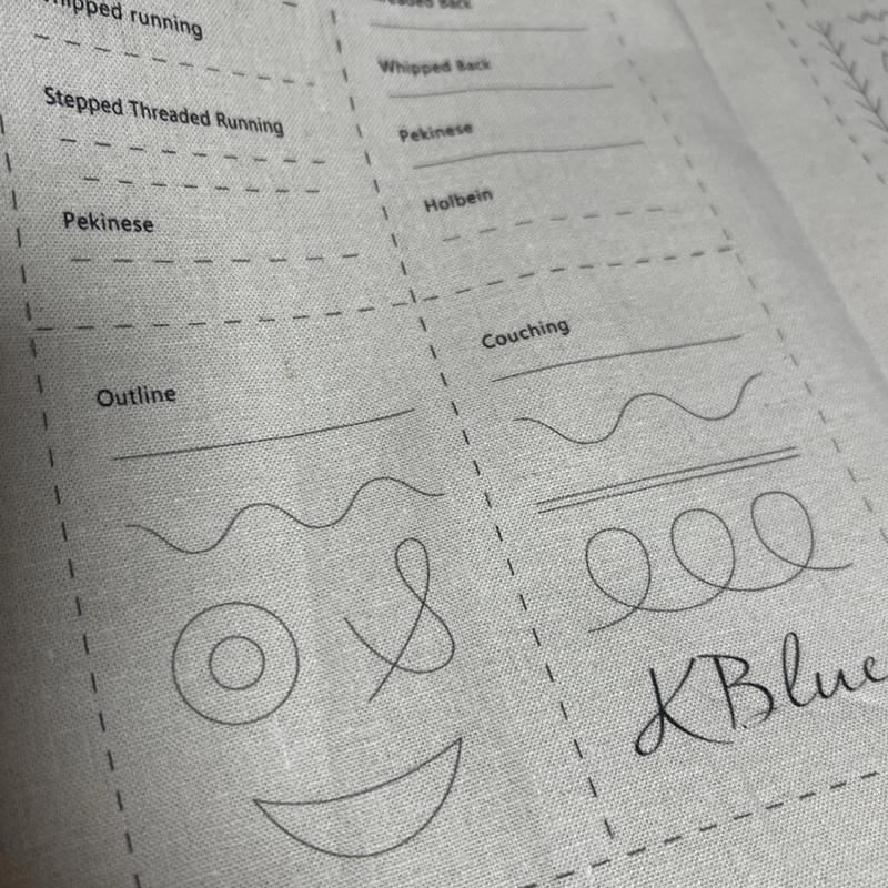 Sewing Book Embroidery Instructions for Sewing Enthusiasts Creative Family Stitching Loose-Leaf Book for Women Wife Mom