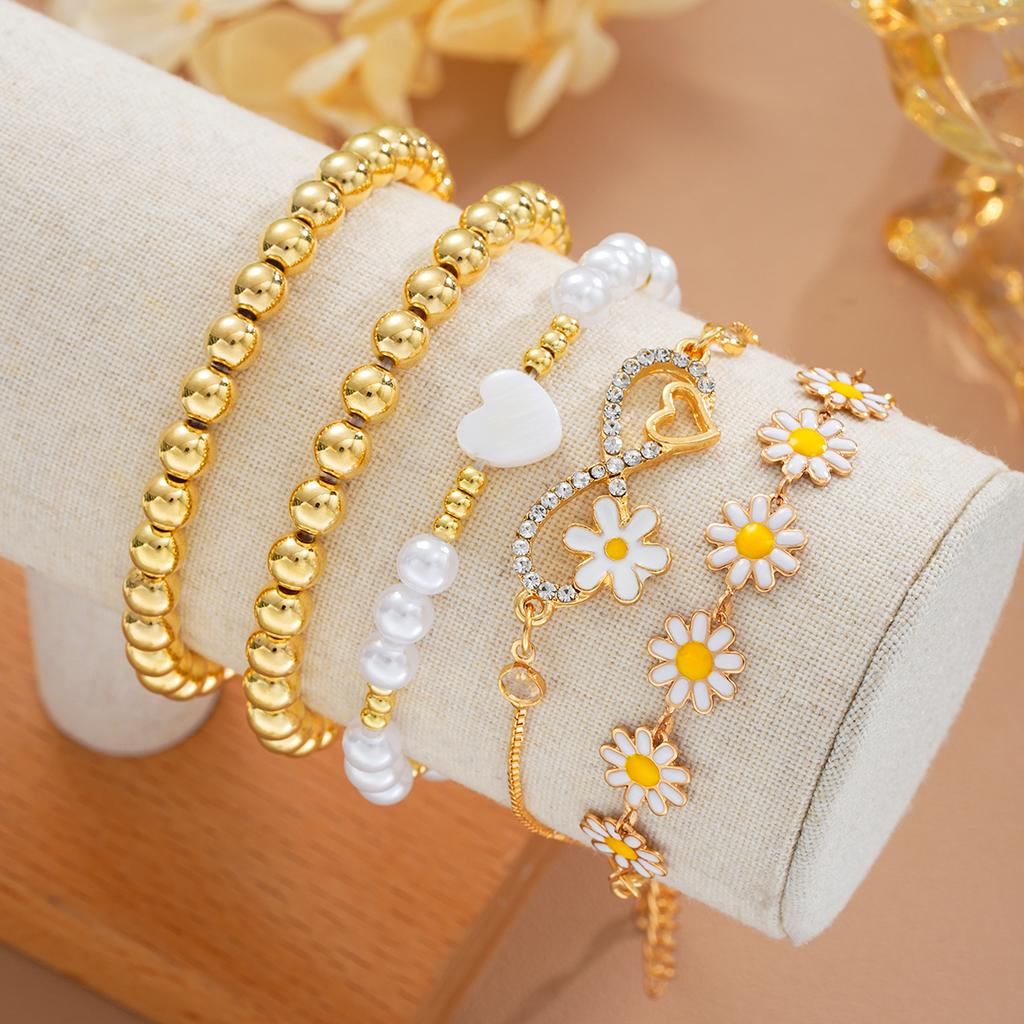 5Pcs/Set Bohemian Daisy Flower Heart Bracelets Sets for Women Vintage Gold White Color Crystal Infinity Symbol Bracelets Jewelry