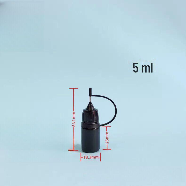 

Пластикова пляшка з поліетиленовим отвором для ефірних олій, фарби та дозування голок light-proof, 5 ml чорний