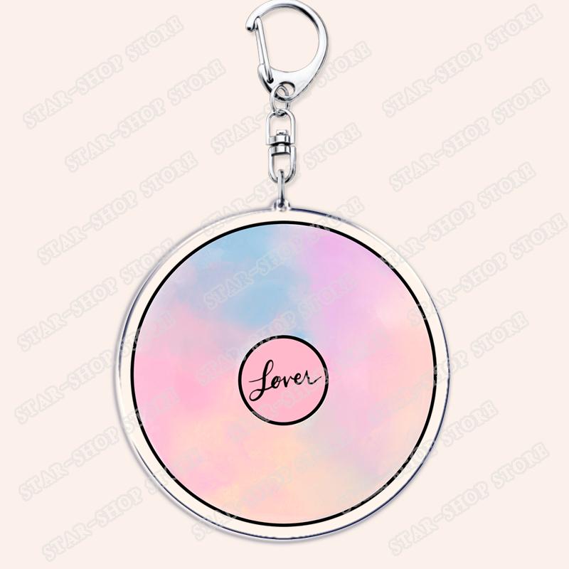 Aesthetic Indie Red Record Music Keychains for Women Accessories Bag Retro Vinyl Label Player Key Chain Fans Gifts Keyrings
