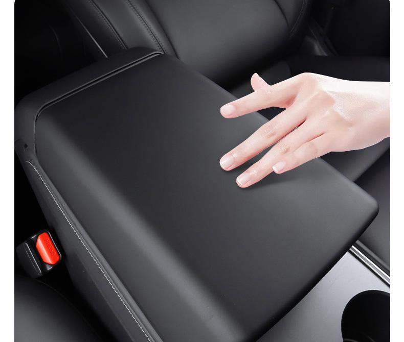 Tesla Model 3/Y Carbon Fiber Rear Vent Armrest Cover