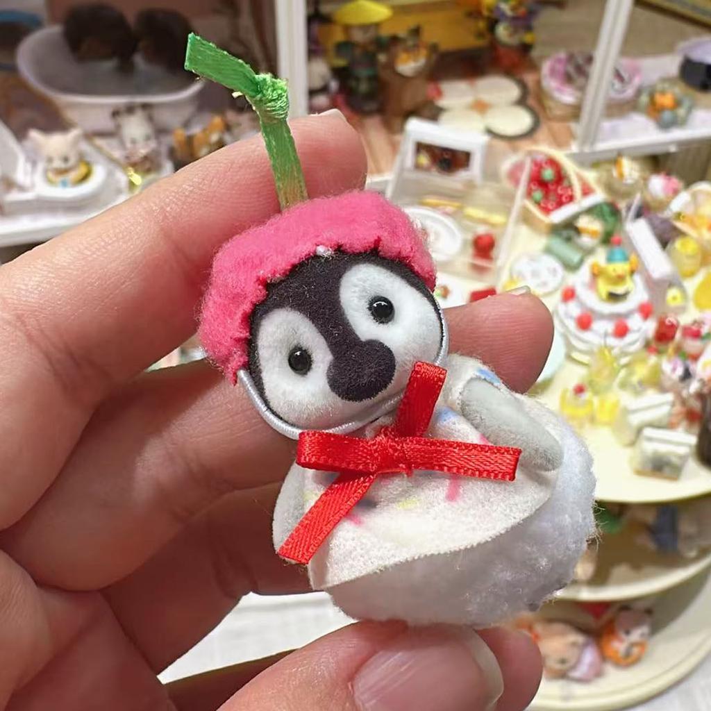 Genuine Anime Sylvanian Families Chocolate Rabbit Fairie Husky Giraffe Doll Kawaii Decoration Model Ornament Birthday Gift Toy