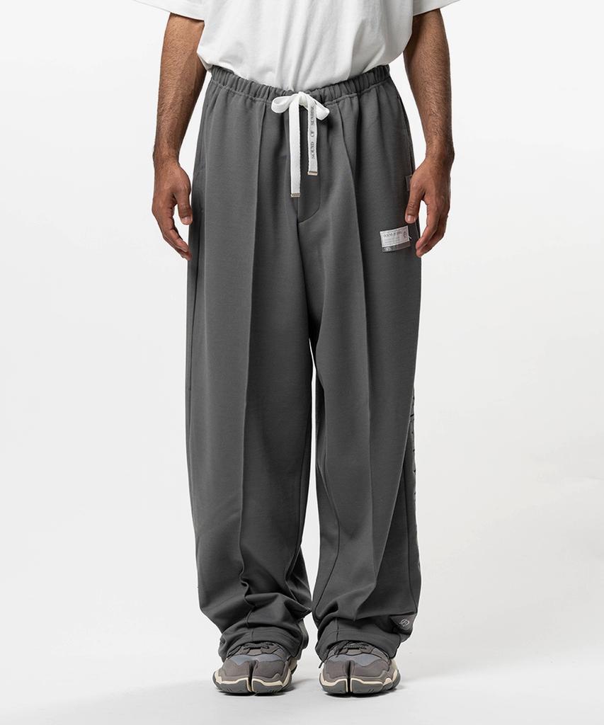 Saundeuobeuseonlaijeu Track Pants Gray
