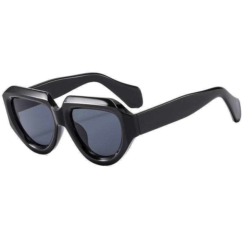 

Winter Wine Glass Sunglasses Men, Personality Triangle Sporadic Fashion Geometric Personality Sunglasses Women Regular
