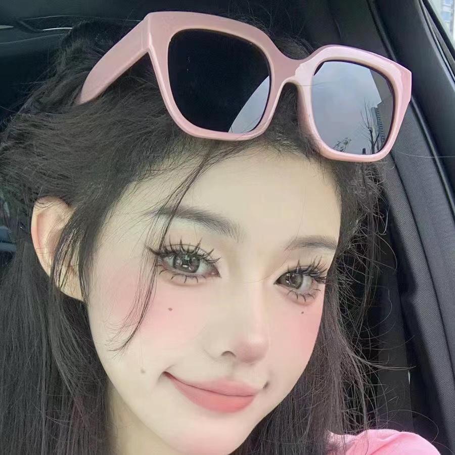 Big Frame Vintage Pink Sunglasses Women Square Sun Glasses Retro Eye Glasses Goggle for Male Female Round Sunglasses
