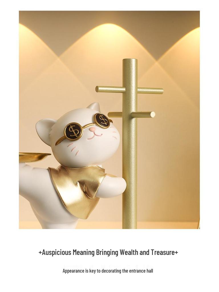 Lucky Cat Resin Craft Key Holder for Home Decor & Children's Room Storage