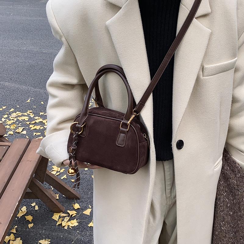 

Сумка Commuter Vintage из замши большой емкости, женская сумка через плечо, ручная сумка Boston With pendant темно-коричневого