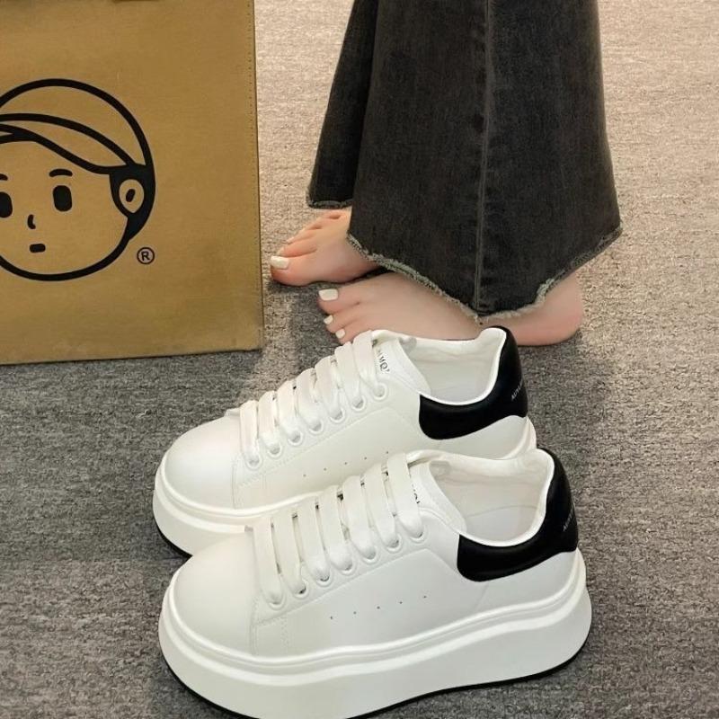 Little white shoes women's autumn versatile thick-soled small height-increasing shoes sports and leisure muffin board shoes