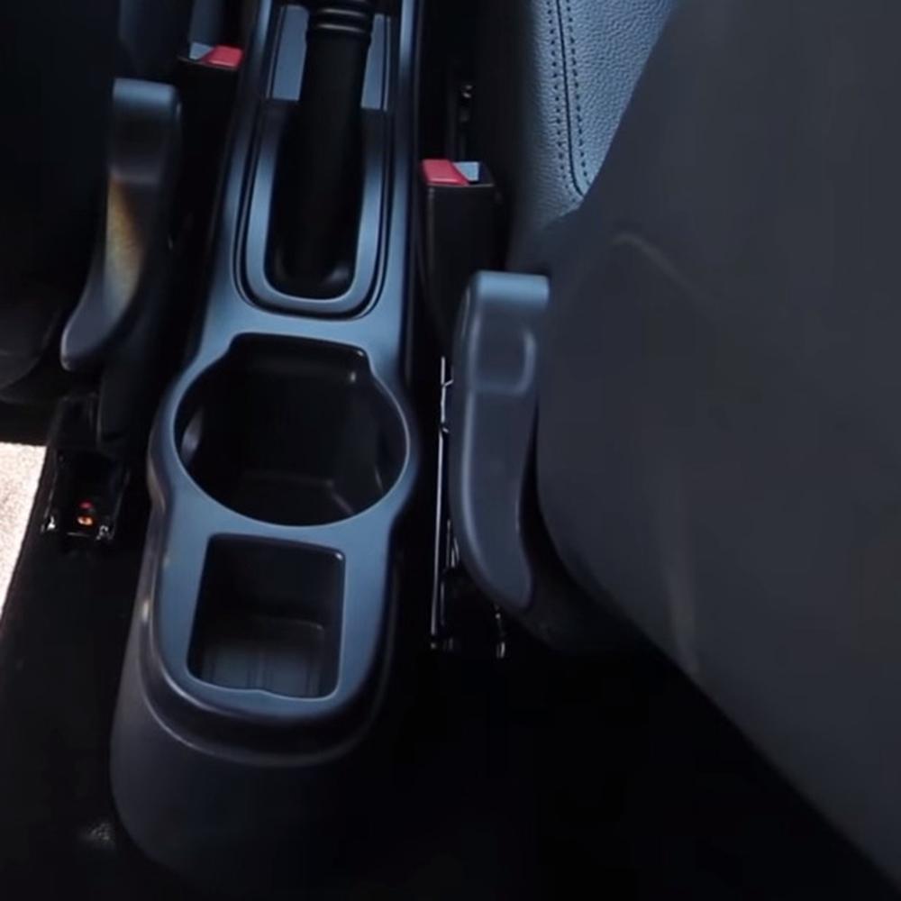 Per Nissan Terrano 3 Per Renault Duster Box bracciolo auto Renault Oroc Accessori di stoccaggio retrofit Dettagli interni Ricarica USB