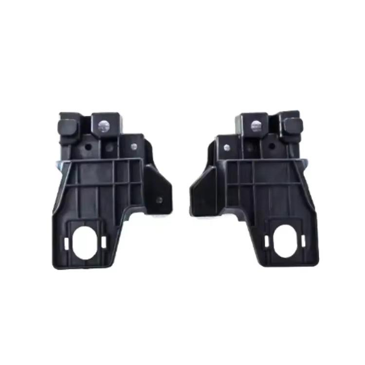 LR168991 and LR168992 fog light cover holders fit the 2023 Land Rover Range Rover Sport.