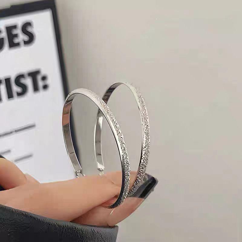 

Серьги-кольца в стиле ретро из серебра 925 пробы в гонконгском стиле: Элегантный, модный, индивидуальный дизайн на все случаи жизни. Plain hoop earrings