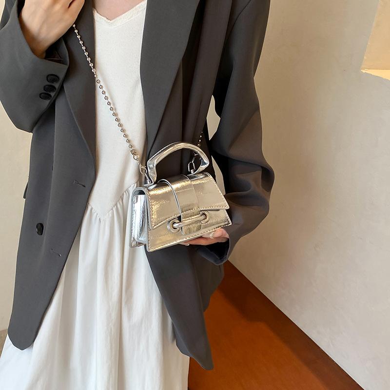 Niche Handbag New Fashionable Casual Personalized Small Square Bag Texture Simple Shoulder Bag Slanted Bag Trendy