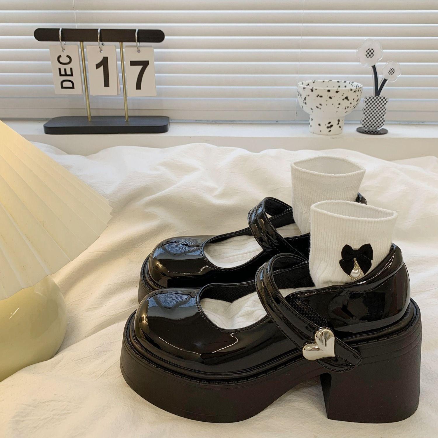 

Black thick heel platform small leather shoes women s 2025 spring and autumn new French heightening Mary Jane shoes high heels are not tired 40