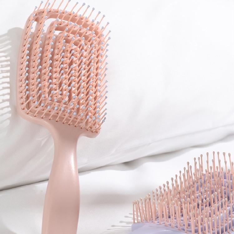 Professional Scalp Massage and Hair Detangling with this Styling Comb