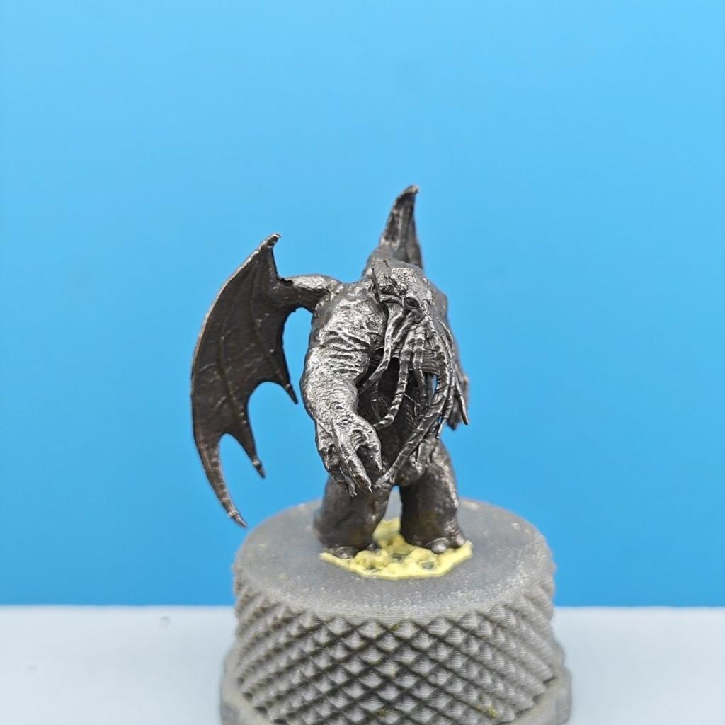 Antike Messing Cthulhu-Stil Monsterfigurine, Miniatur Mythologie Statue, Mikro-Landschaftsdekoration, Schreibtisch Sammlerstück Geschenk