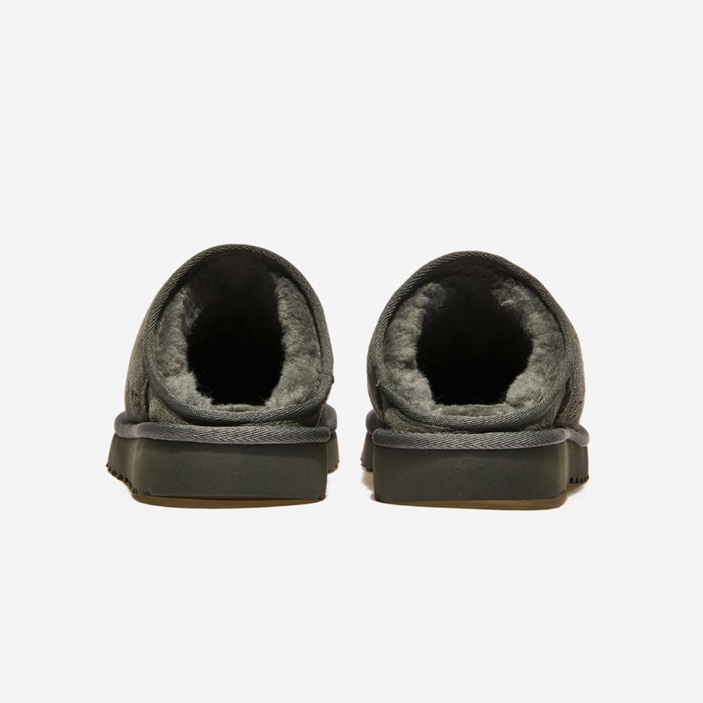 UGG Classic Slip On 1129290