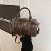 Simple Casual Handbag Bag Women's New Versatile Shoulder Messenger Bag Fashionable Commuter Pillow Bag