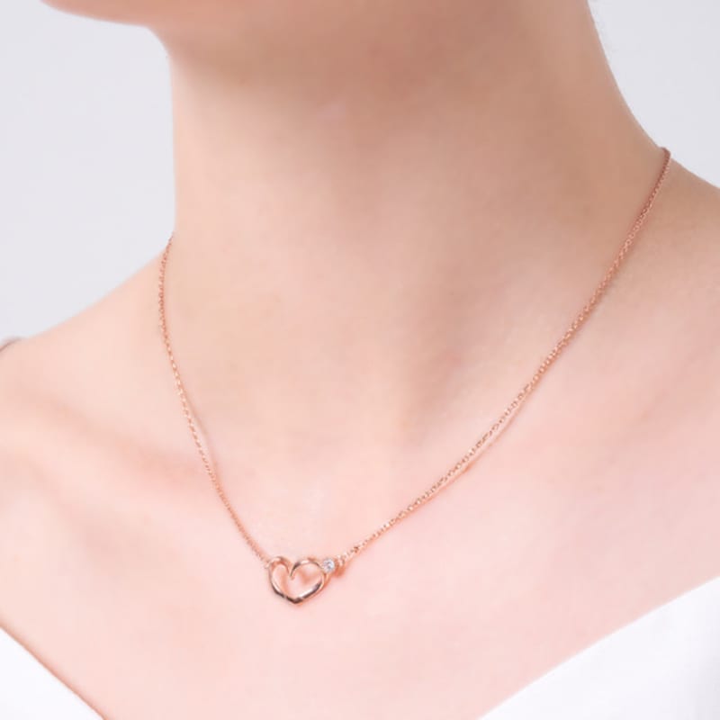 ELLE Jewelry Heart Stone Point Necklace ELBRNN236